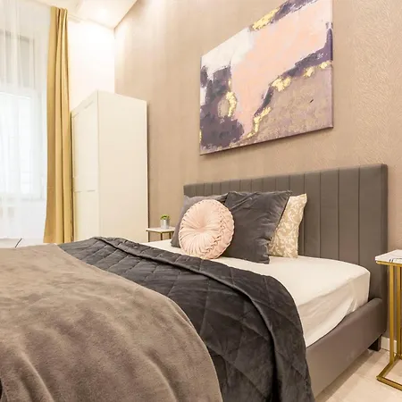 Quiet Center Apartment Near Heroes Square By Cavaland Budapest Exterior photo