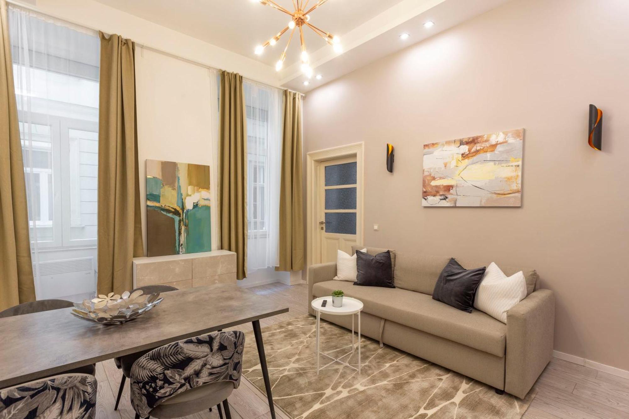 Quiet Center Near Heroes Square By Cavaland Апартаменты Будапешт